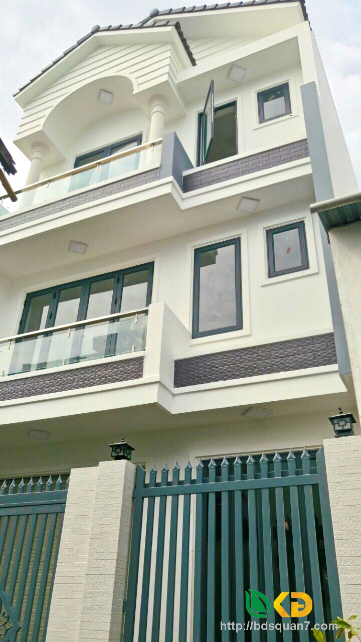 Bán nhà đẹp 2 lầu hẻm 3,5m 1627 Huỳnh Tấn Phát Quận 7